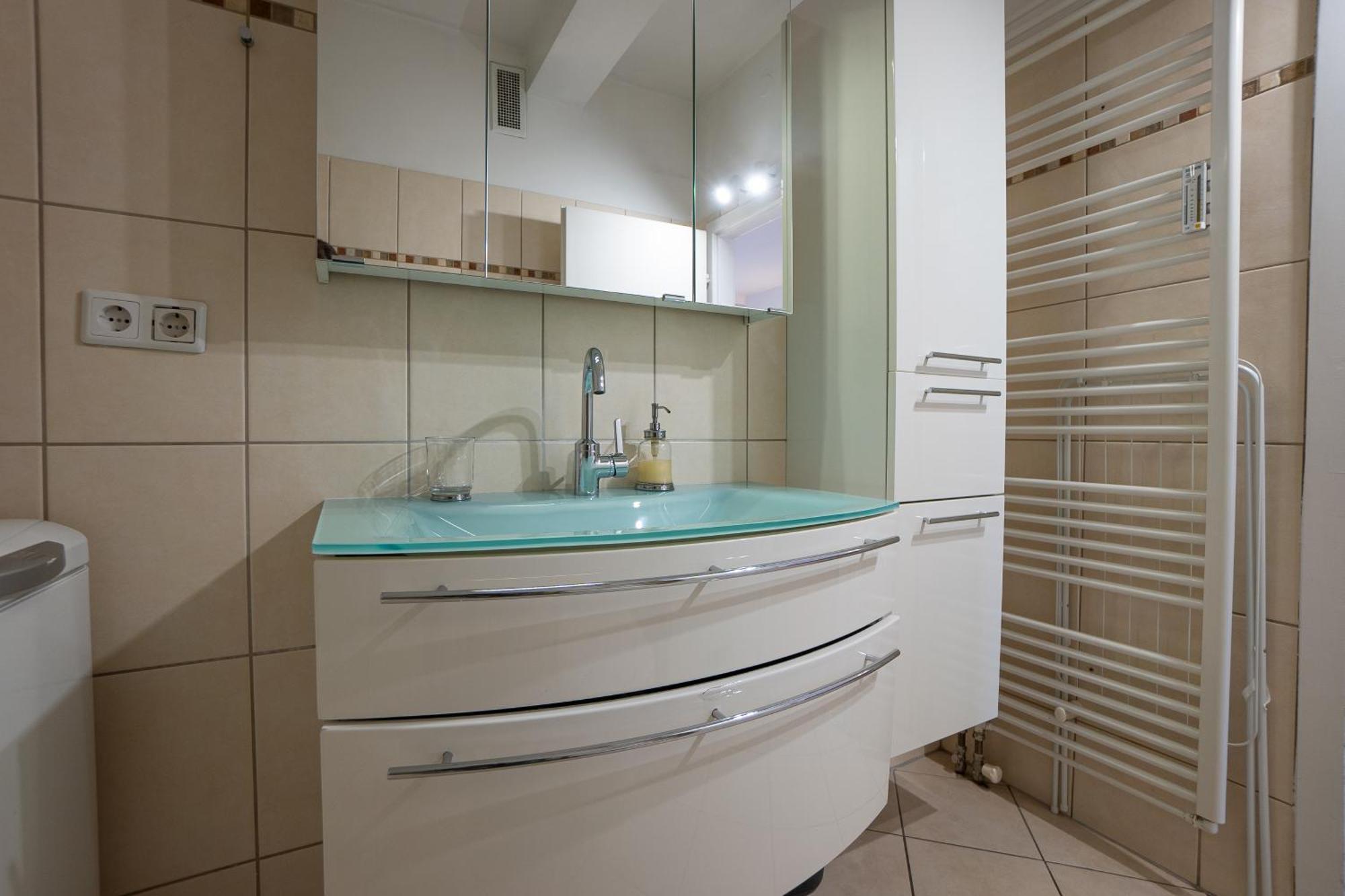 Belvedere Terrace Apartment: Central Vienna Retreat Exterior photo